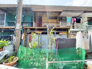 出售 5 卧室 商业空间 在 Yan Nawa, 曼谷