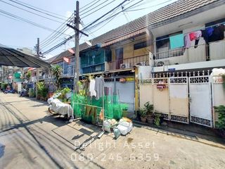 出售 5 卧室 商业空间 在 Yan Nawa, 曼谷