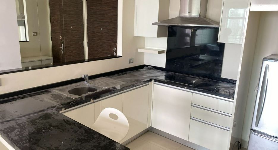 For sale 2 bedrooms condo in Bang Kho Laem, Bangkok
