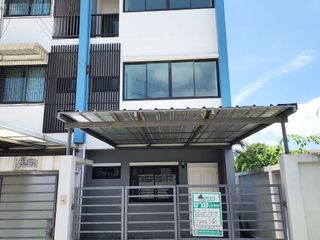 For rent and for sale 3 bed townhouse in Krathum Baen, Samut Sakhon