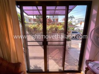 For sale 4 bed house in Watthana, Bangkok