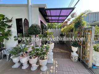 For sale 4 Beds house in Watthana, Bangkok