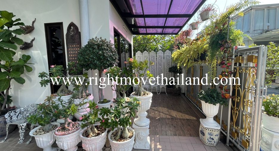ขาย 4 เตียง บ้านเดี่ยว ใน วัฒนา, กรุงเทพฯ