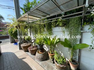 For sale 4 Beds house in Watthana, Bangkok