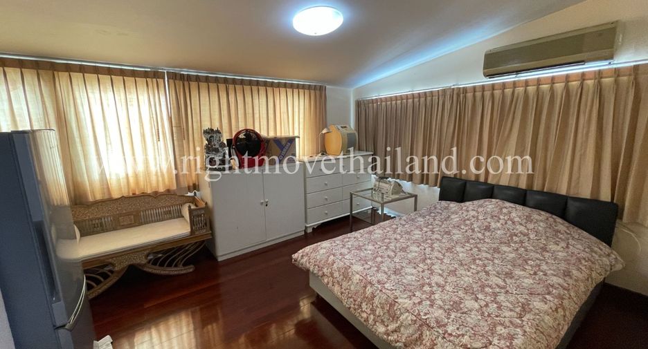 ขาย 4 เตียง บ้านเดี่ยว ใน วัฒนา, กรุงเทพฯ