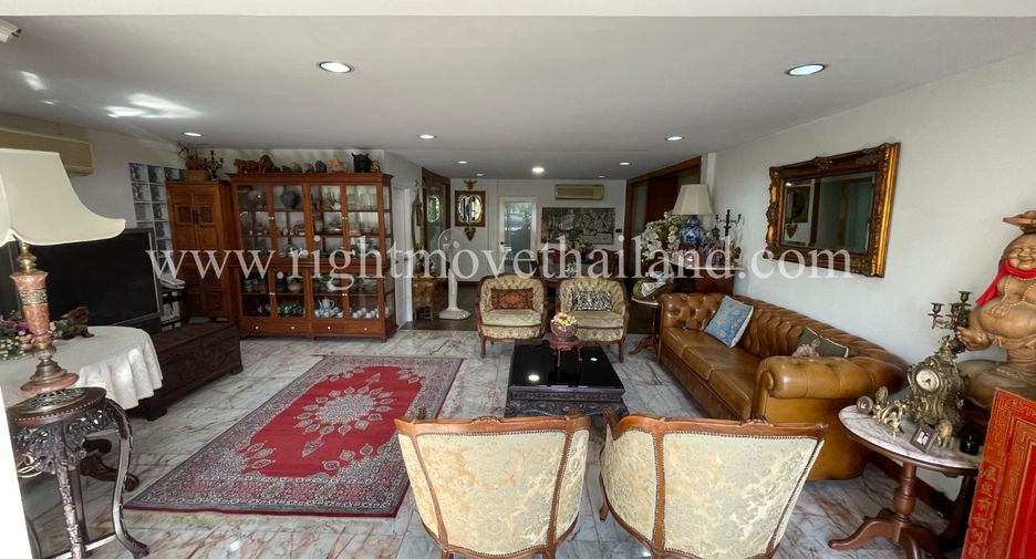 ขาย 4 เตียง บ้านเดี่ยว ใน วัฒนา, กรุงเทพฯ