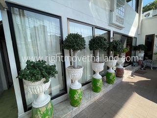 For sale 4 bed house in Watthana, Bangkok