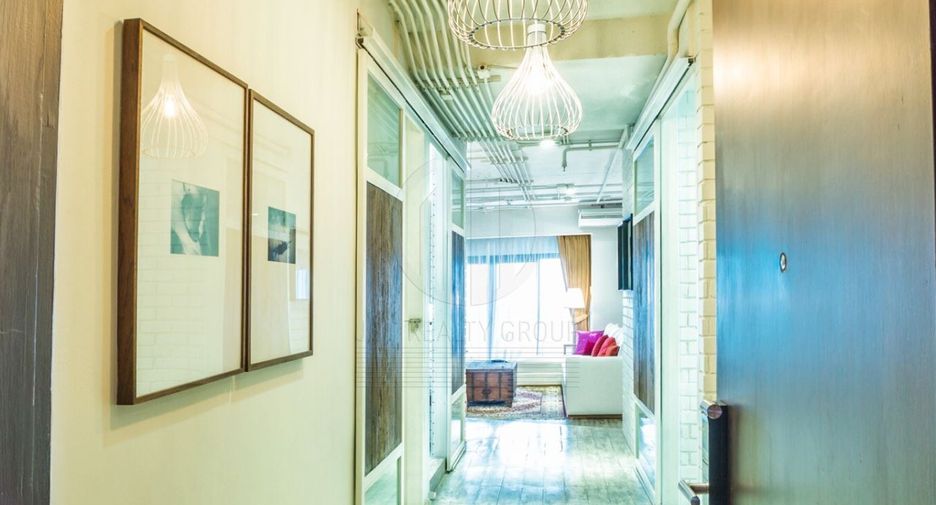 Wohnung zum Kauf mit 2 Zimmer in Bang Rak, Bangkok