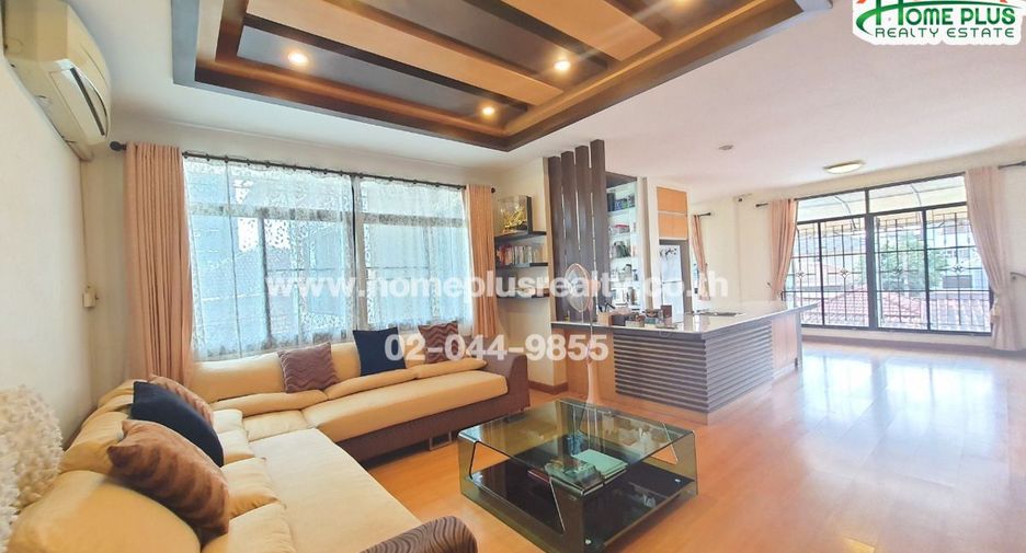 À vendre 6 chambres maison à Huai Khwang, Bangkok