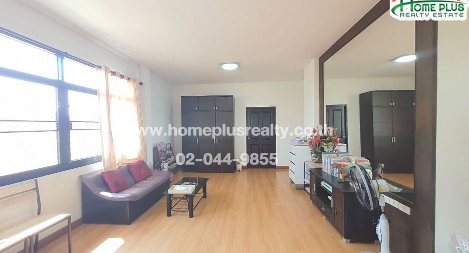 À vendre 6 chambres maison à Huai Khwang, Bangkok