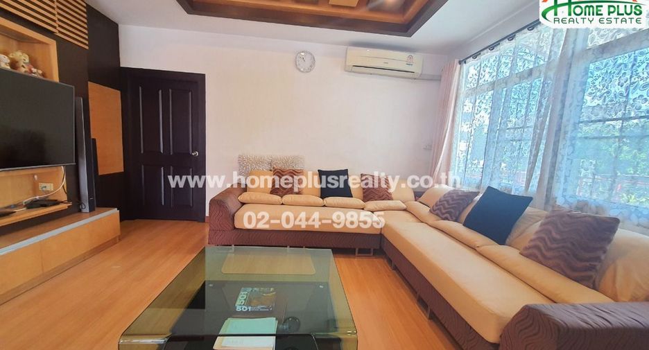 À vendre 6 chambres maison à Huai Khwang, Bangkok