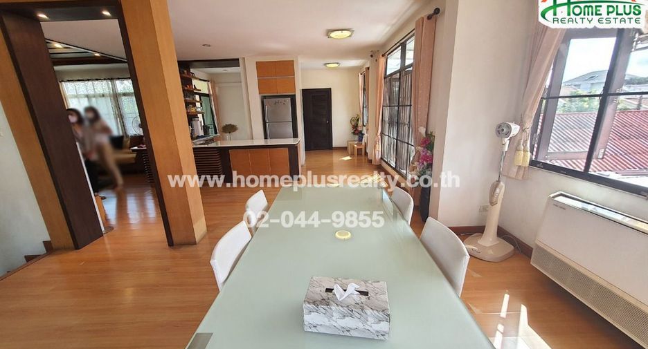 À vendre 6 chambres maison à Huai Khwang, Bangkok
