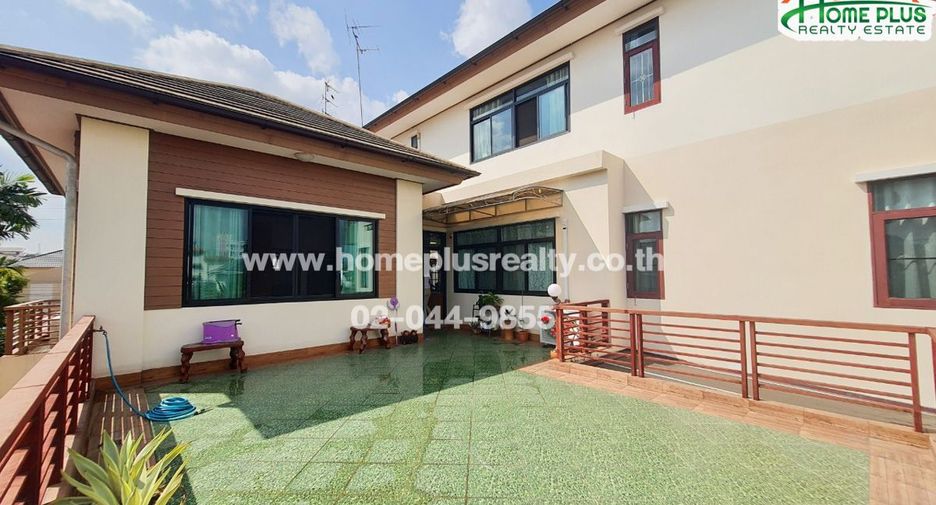 À vendre 6 chambres maison à Huai Khwang, Bangkok