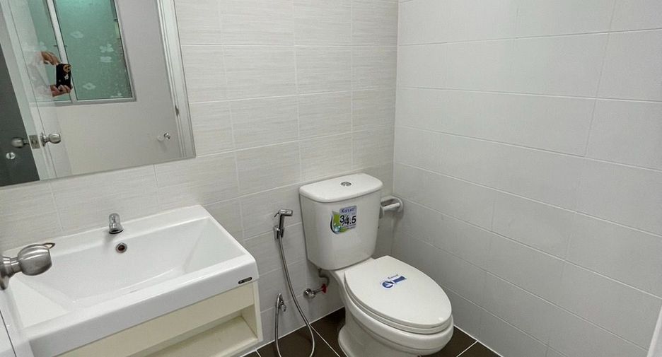 出售 3 卧室 联排别墅 在 Don Mueang, 曼谷