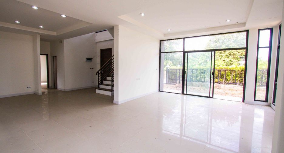 ขาย 4 ห้องนอน บ้านเดี่ยว ใน เมืองนครราชสีมา, นครราชสีมา
