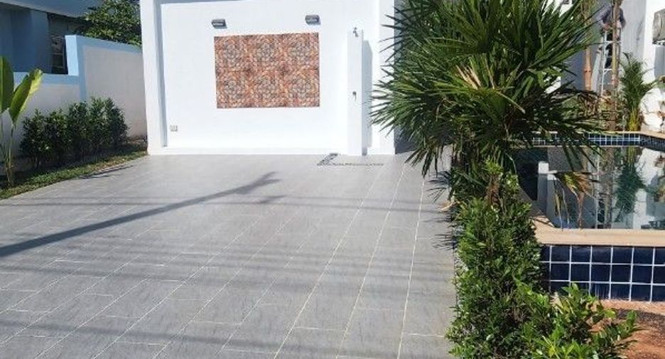 For sale 3 bed villa in Mueang Rayong, Rayong
