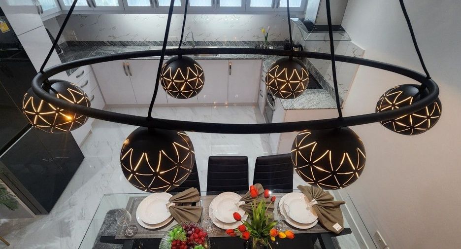 For sale 3 bed villa in Mueang Rayong, Rayong
