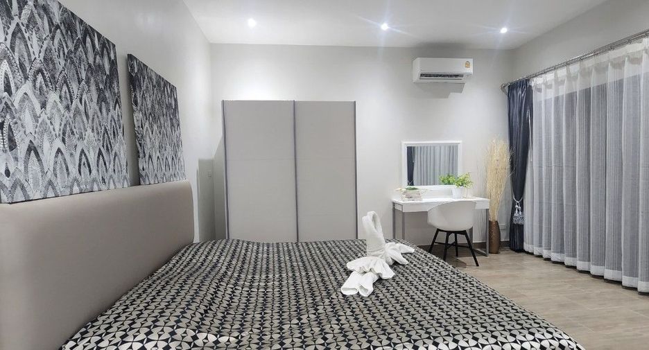 For sale 3 bed villa in Mueang Rayong, Rayong