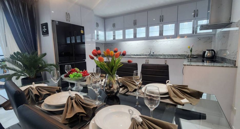 For sale 3 bed villa in Mueang Rayong, Rayong