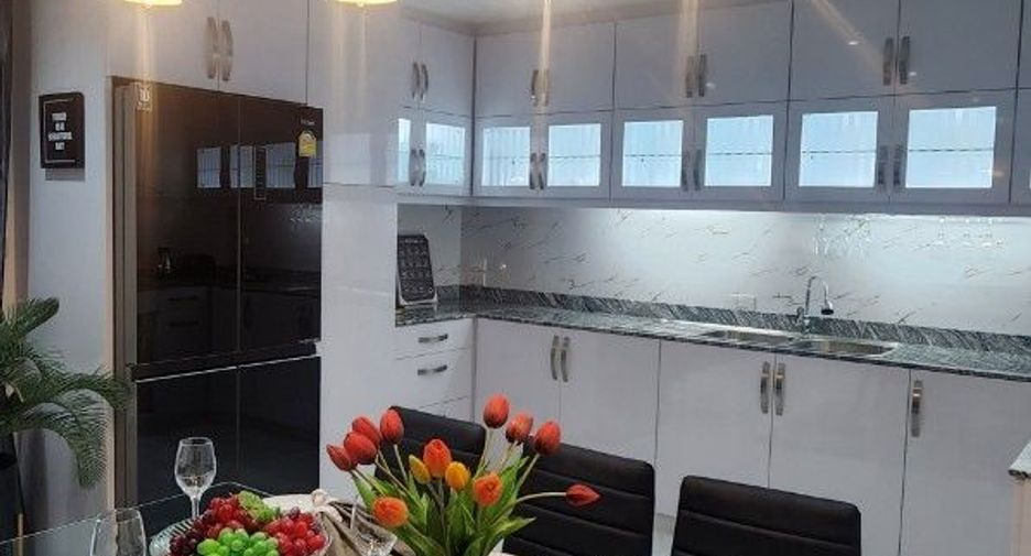 For sale 3 bed villa in Mueang Rayong, Rayong