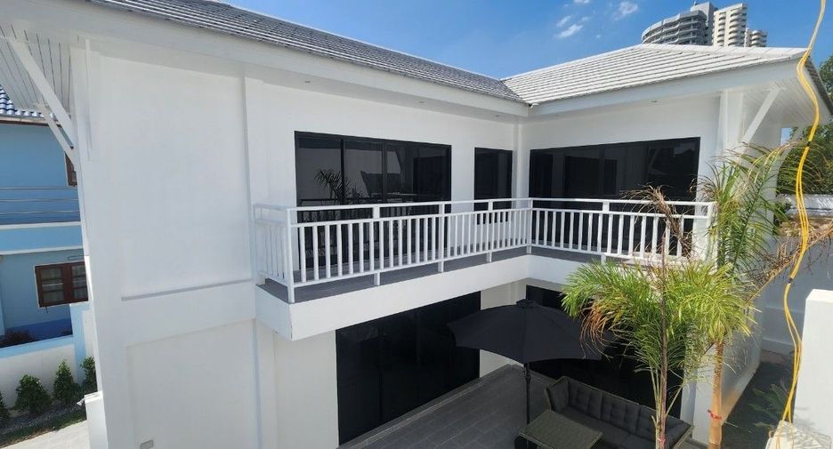 For sale 3 bed villa in Mueang Rayong, Rayong