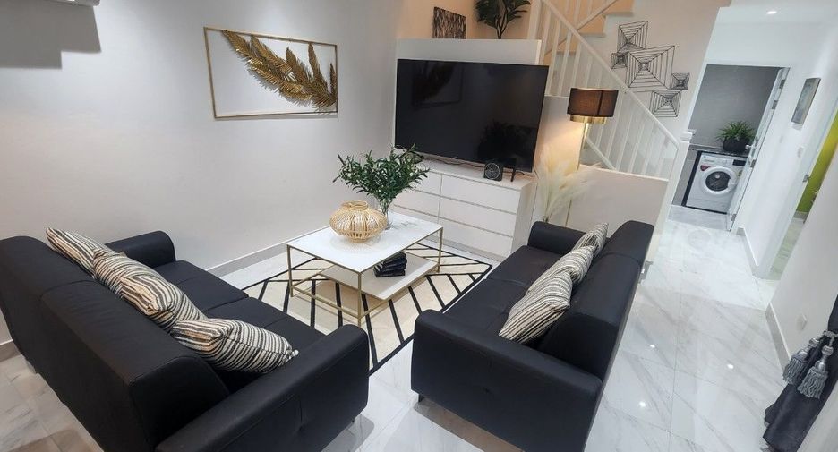 For sale 3 bed villa in Mueang Rayong, Rayong