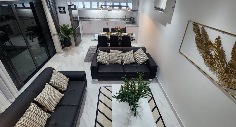 For sale 3 bed villa in Mueang Rayong, Rayong