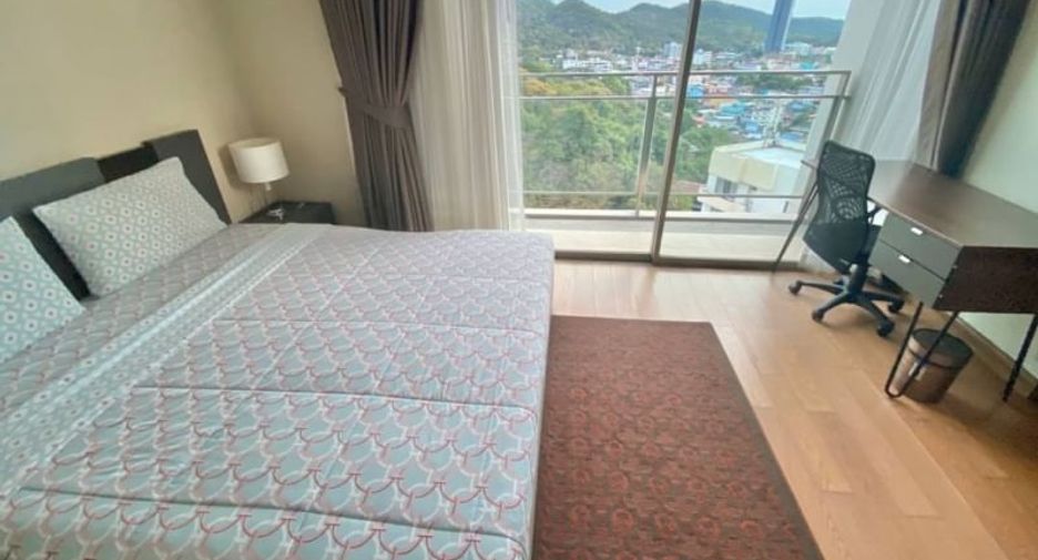 For sale 1 bed condo in Si Racha, Chonburi