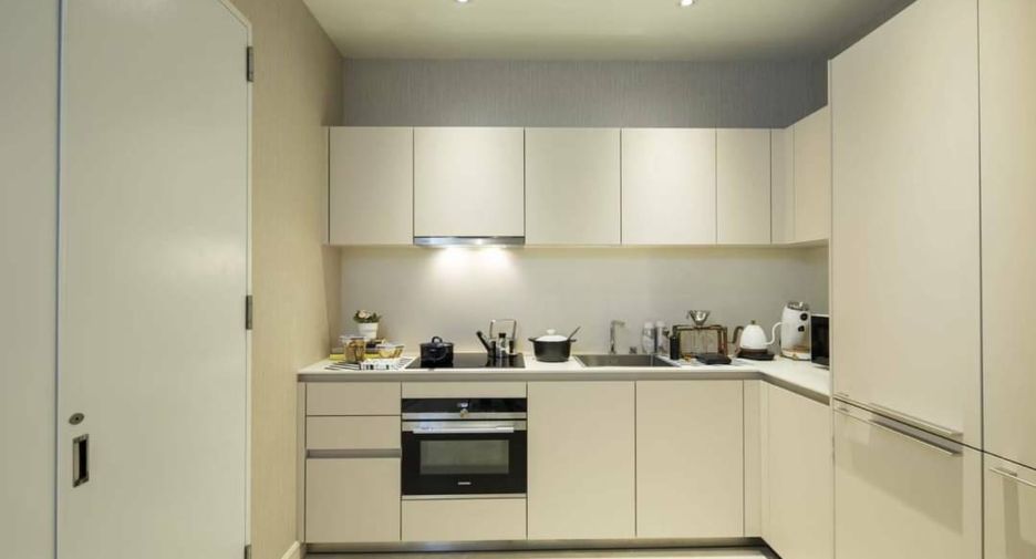 Wohnung zur Miete mit 2 Zimmer in Pathum Wan, Bangkok