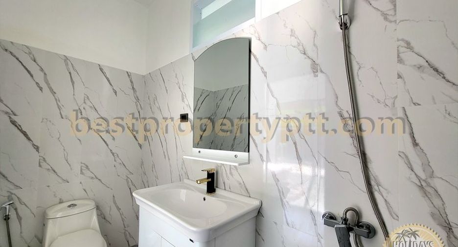 For sale 6 bedrooms villa in Bang Lamung, Chonburi