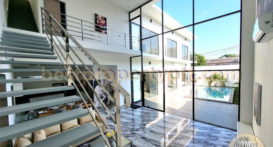 For sale 6 bedrooms villa in Bang Lamung, Chonburi