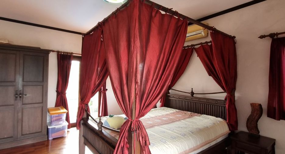 For sale 4 bedrooms house in Bang Sao Thong, Samut Prakan