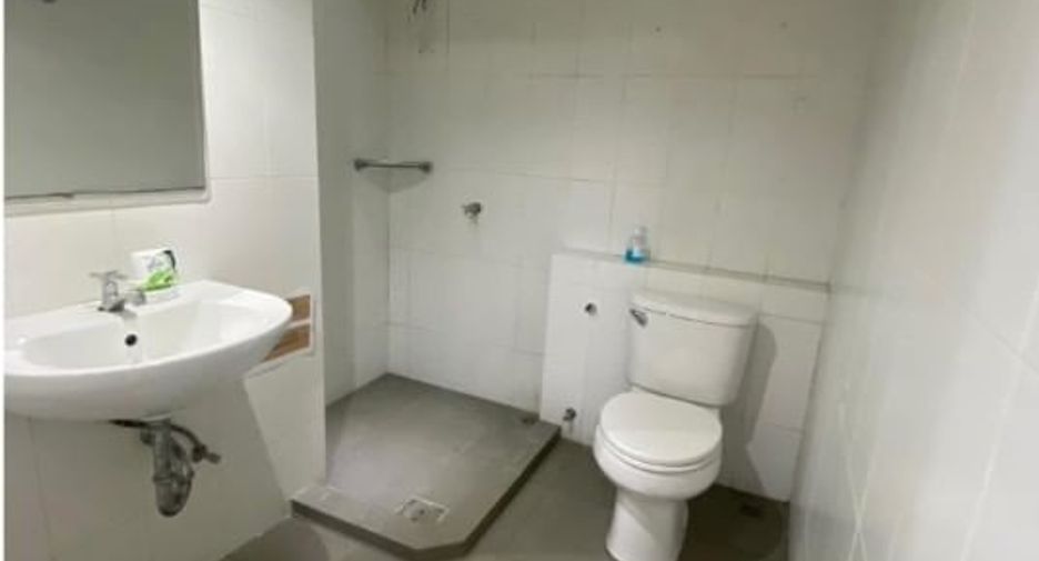 Local comercial en alquiler y en venta de 8 habitaciones en Watthana, Bangkok
