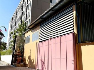 For rent warehouse in Huai Khwang, Bangkok