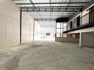 For rent warehouse in Huai Khwang, Bangkok