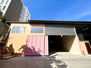 For rent warehouse in Huai Khwang, Bangkok