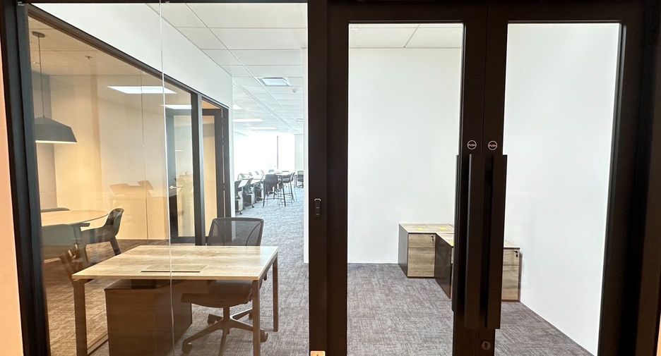 For rent office in Pathum Wan, Bangkok
