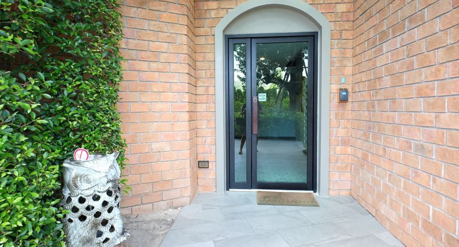 For sale 10 bedrooms apartment in Thalang, Phuket