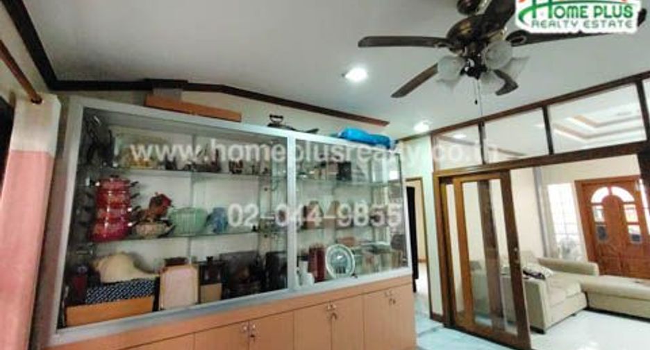 For sale 4 bed house in Pak Kret, Nonthaburi