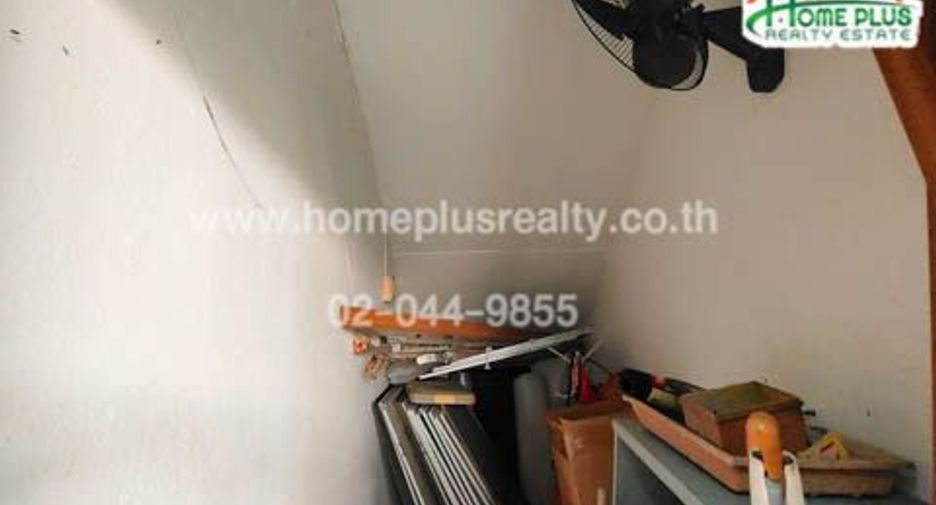 For sale 4 bed house in Pak Kret, Nonthaburi