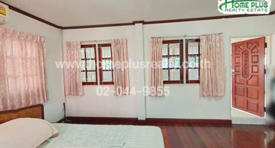 For sale 4 bed house in Pak Kret, Nonthaburi