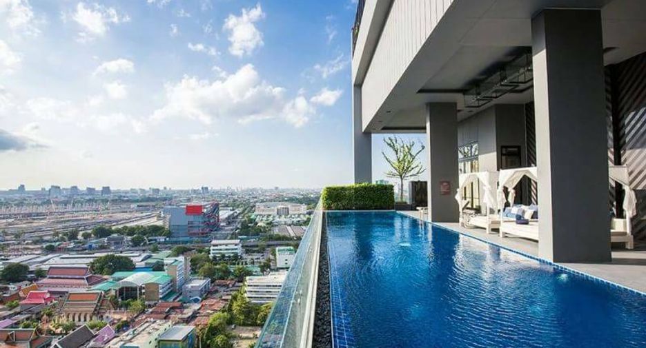 For sale 1 bed condo in Phaya Thai, Bangkok