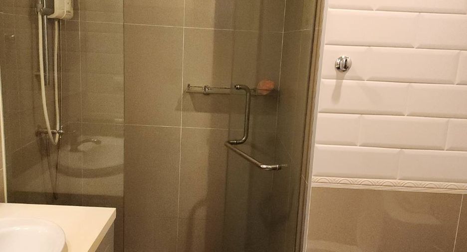 For sale 1 bed condo in Phaya Thai, Bangkok