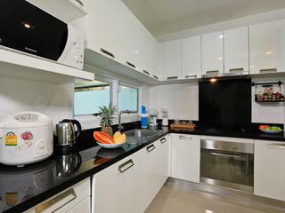 Casa adosada en venta de 2 habitaciones en Kathu, Phuket
