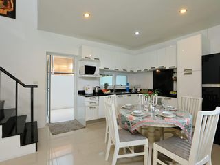 Casa adosada en venta de 2 habitaciones en Kathu, Phuket