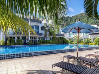 Casa adosada en venta de 2 habitaciones en Kathu, Phuket
