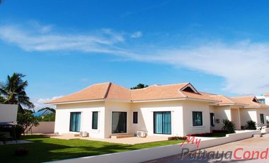 For rent 4 bedrooms house in Bang Lamung, Chonburi