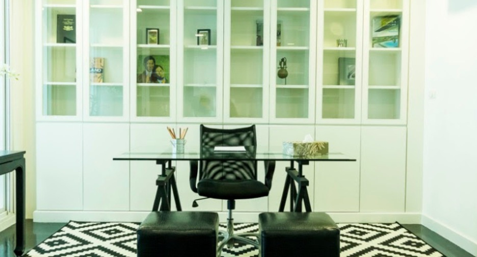 Haus zum Kauf mit 3 Zimmer in Pathum Wan, Bangkok