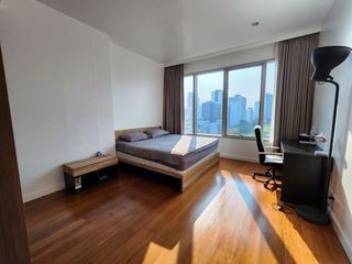 For rent and for sale 2 bedrooms condo in Pathum Wan, Bangkok