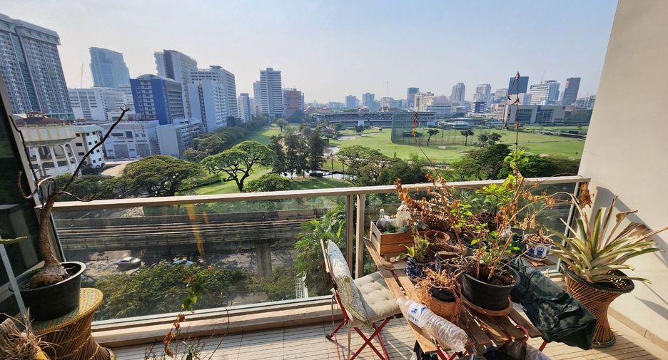 For rent and for sale 2 bedrooms condo in Pathum Wan, Bangkok